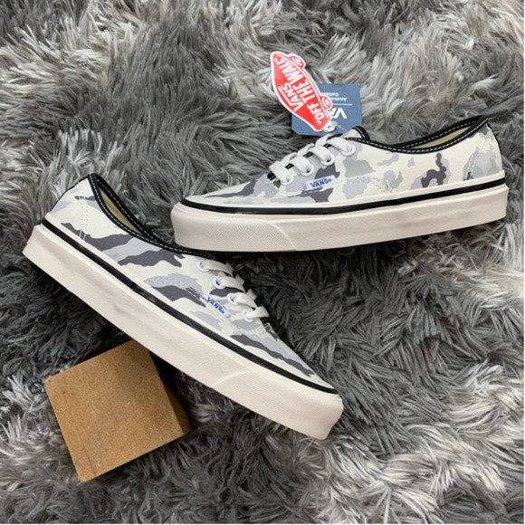 Vans Authentic 44 Dx shoe - Picture 3 of 4